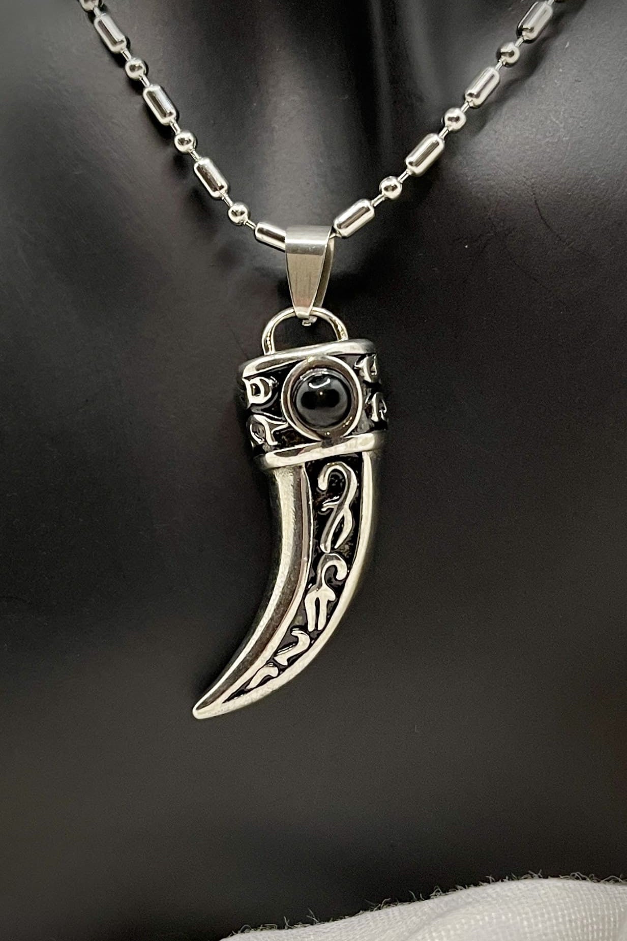 Halskette-kettenanhänger