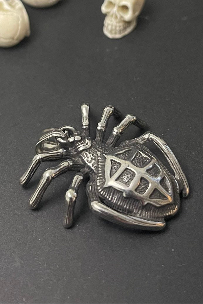 Spinnenanhänger aus Edelstahl