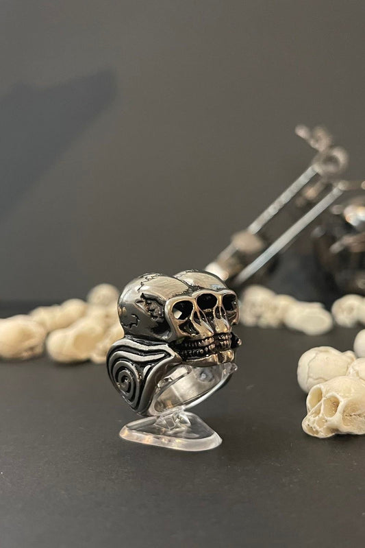 totenkopf ring aus 316 edelstahl 