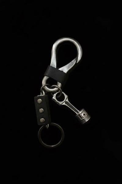 Schlüsselanhänger aus Edelstahl – Kolben oder Eisernes Kreuz